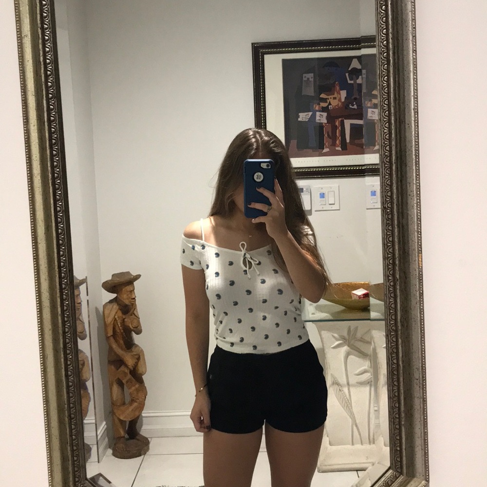 Shirt - Picture 2 of 3